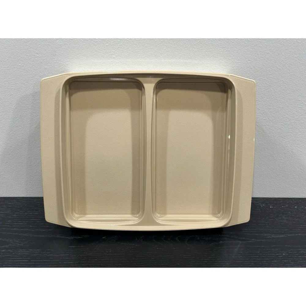 Vtg Tupperware Deviled Egg Keeper Carrier Tray 723-3 Beige/Tan w/Lid No Egg Tray